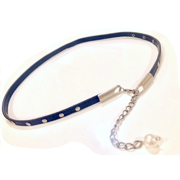 Faux leather dark brown belt with pearl bead - Picture 3 of 8